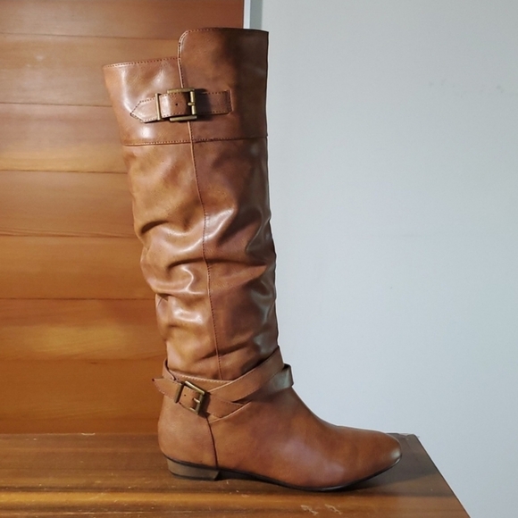 Material Girl Size 7.5 Boots Over Knee Riding Flat Strappy Brown Tan Vegan Faux - Picture 4 of 7